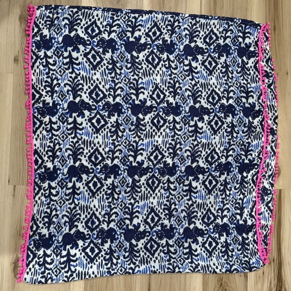 Lilly Pulitzer Riley Infinity Loop Scarf One Size - Picture 1 of 2